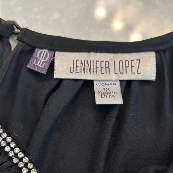 Jennifer Lopez Elegant Black Tank with Silver Detailing - Picture 2 of 5